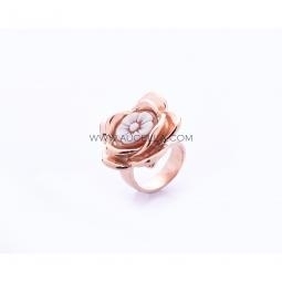 Silver ring flower design with natural cameo